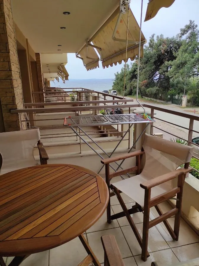 Μaisonette Of 6 Persons, 50 Meters From The Sea Vila Gerakini Casa de Férias